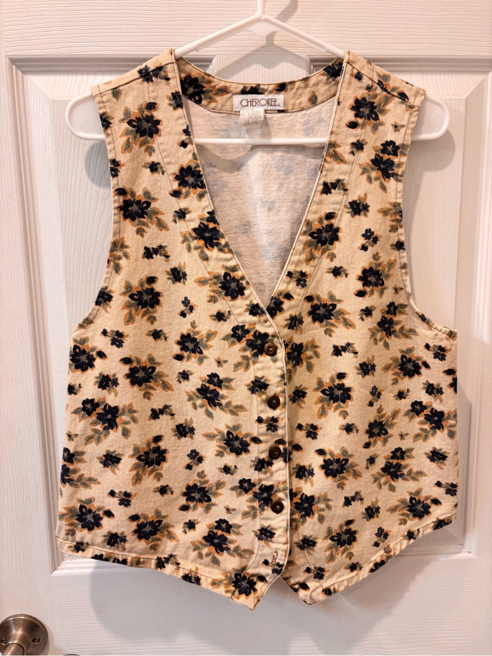 Cherokee Vintage Cream Floral Button-Front Vest